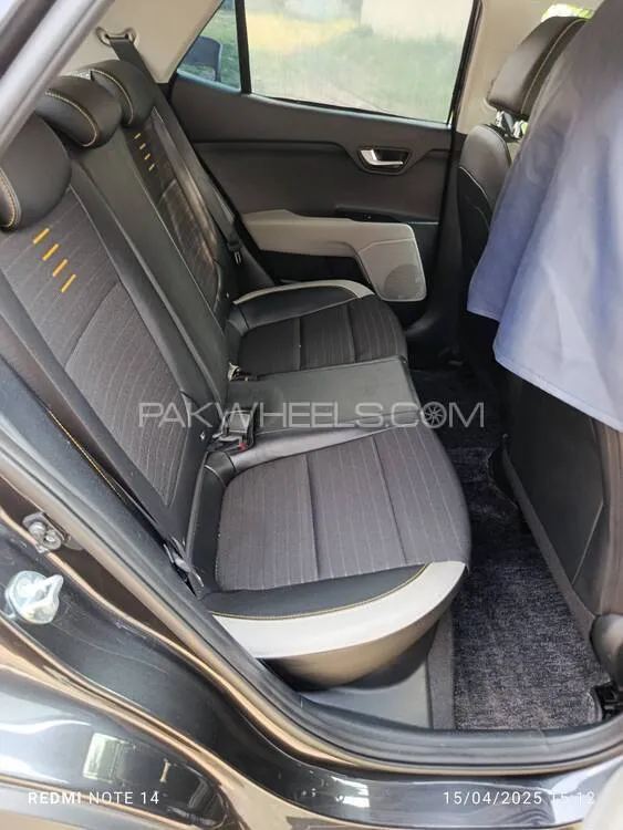 KIA Stonic 2023 for Sale in Lahore KIA Stonic 2023 for Sale in Lahore Image-11