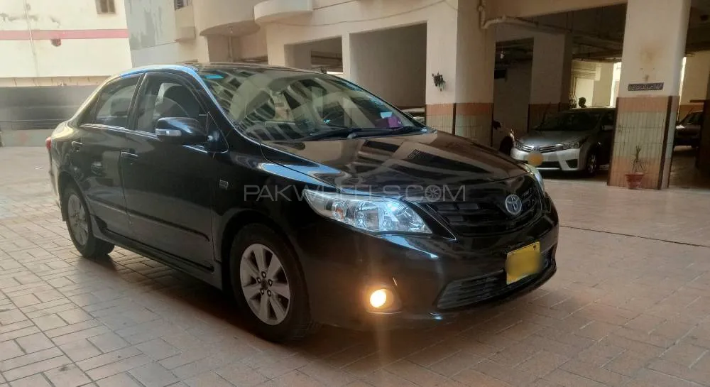 Toyota Corolla 2012 for Sale in Karachi Image-1