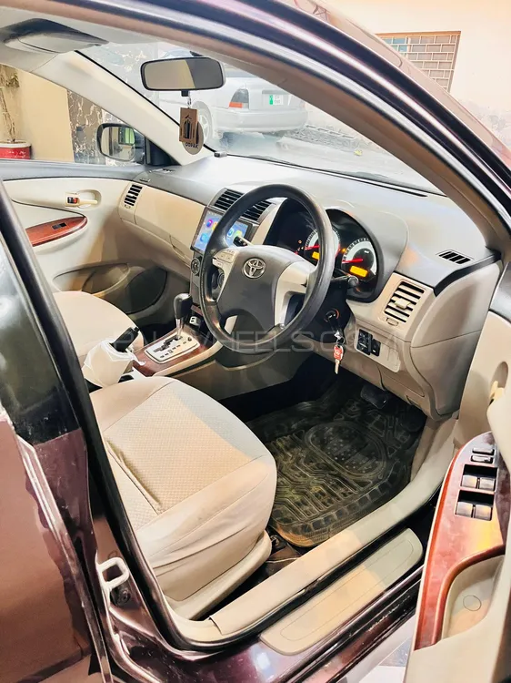 Toyota Corolla 2013 for Sale in Islamabad Image-1
