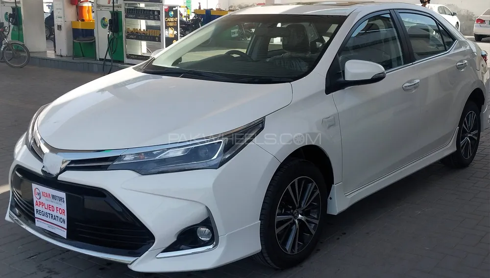 Toyota Corolla 2023 for Sale in Multan Toyota Corolla 2023 for Sale in Multan Image-5