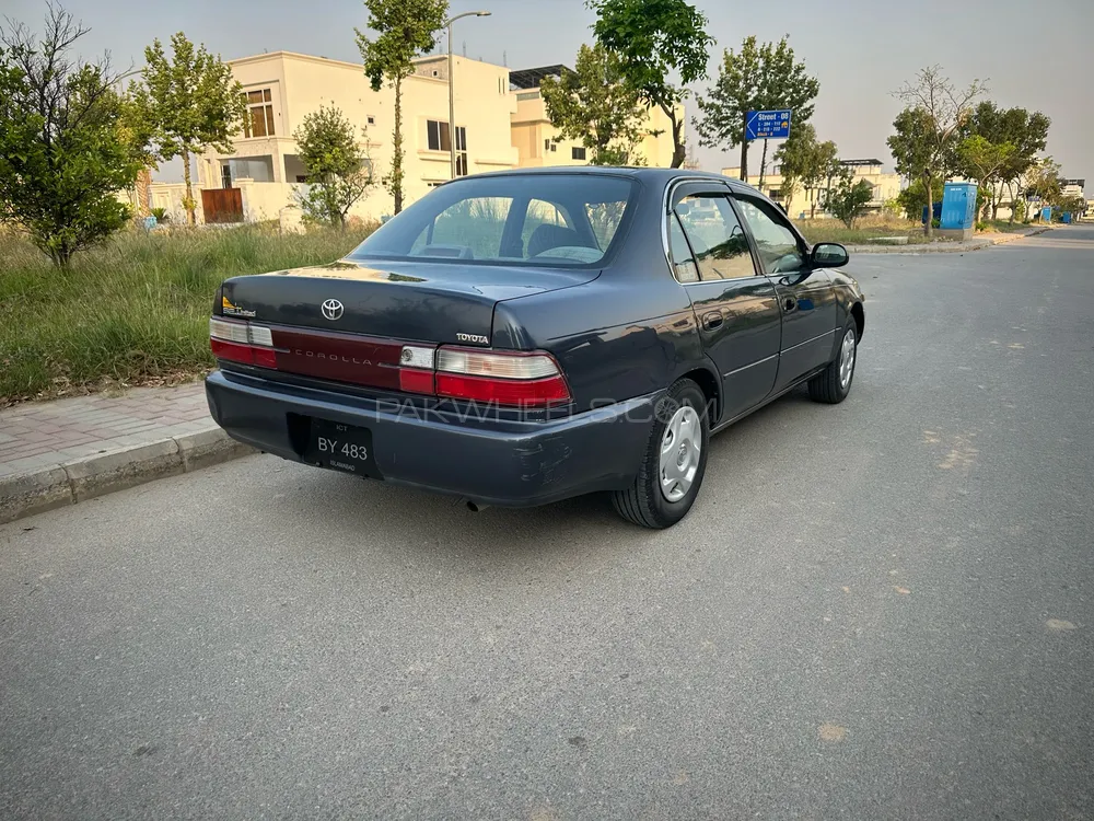 Toyota Corolla 1995 for Sale in Islamabad Image-1