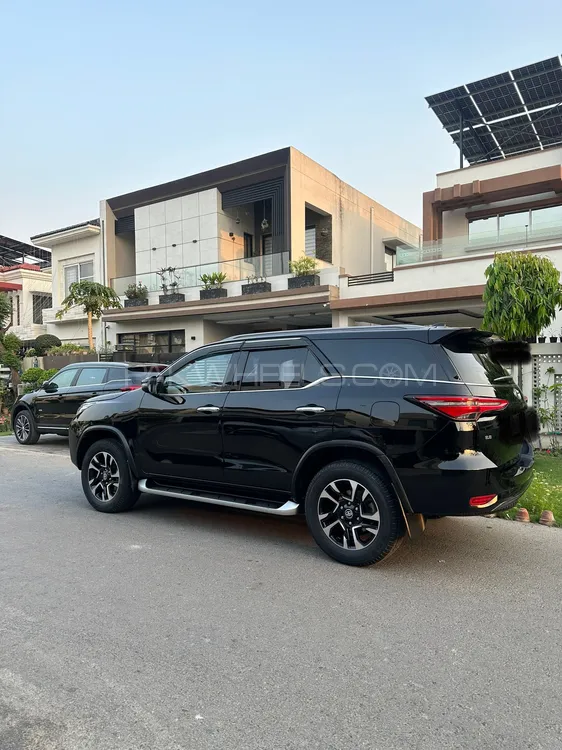 ٹویوٹا فورچیونر 2021 for Sale in لاہور ٹویوٹا فورچیونر 2021 for Sale in لاہور Image-10