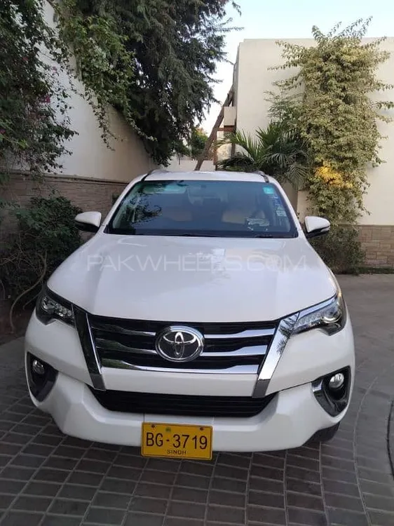 Toyota Fortuner 2017 for Sale in Karachi Image-1
