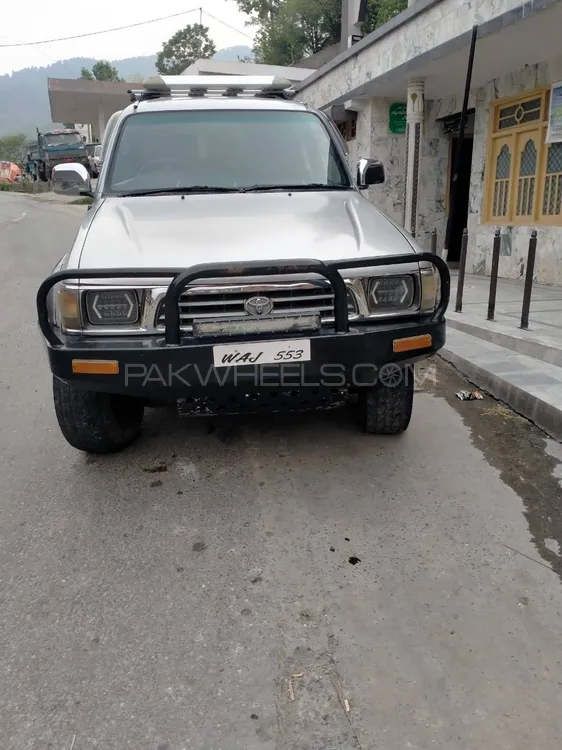 Toyota Hilux 2002 for Sale in Rawalakot Image-1
