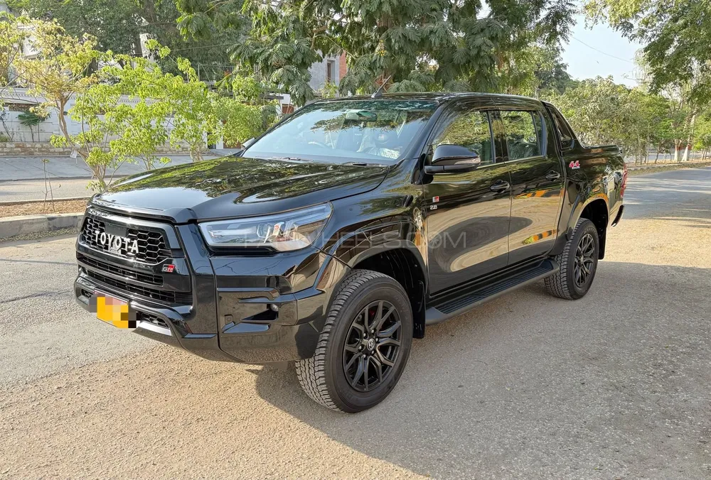 Toyota Hilux 2024 for Sale in Karachi Image-1