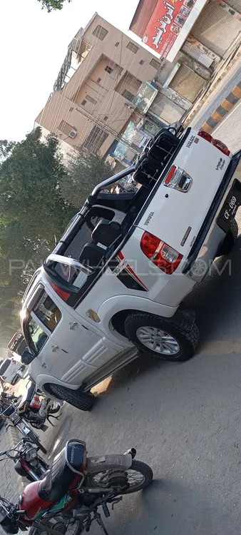 Toyota Hilux 2015 for Sale in Chakwal Image-1