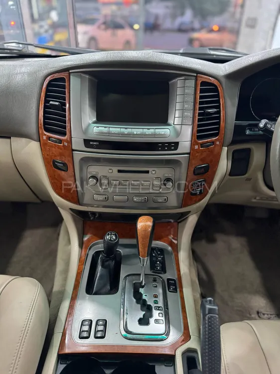 ٹویوٹا لینڈ کروزر 2006 for Sale in راولپنڈی ٹویوٹا لینڈ کروزر 2006 for Sale in راولپنڈی Image-11