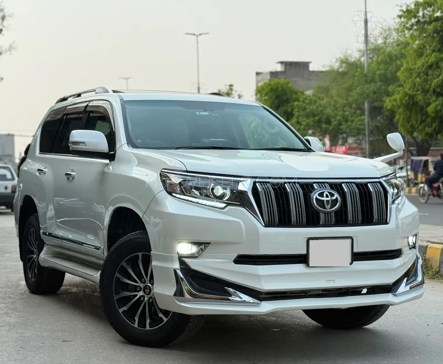 Toyota Prado 2010 for Sale in Lahore Toyota Prado 2010 for Sale in Lahore Image-1