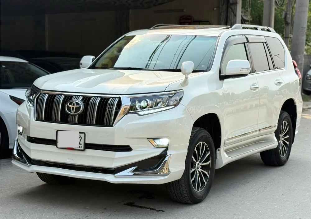 Toyota Prado 2010 for Sale in Lahore Toyota Prado 2010 for Sale in Lahore Image-2