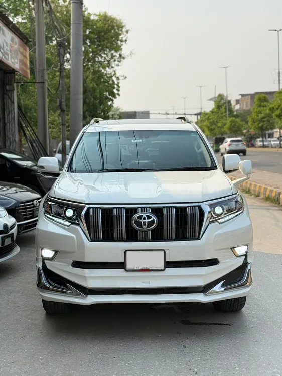 Toyota Prado 2010 for Sale in Lahore Toyota Prado 2010 for Sale in Lahore Image-6