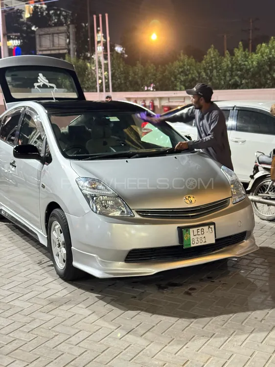 Toyota Prius 2013 for Sale in Faisalabad Image-1