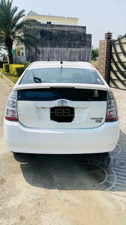 Toyota Prius 2010 for Sale in Gujranwala Image-1