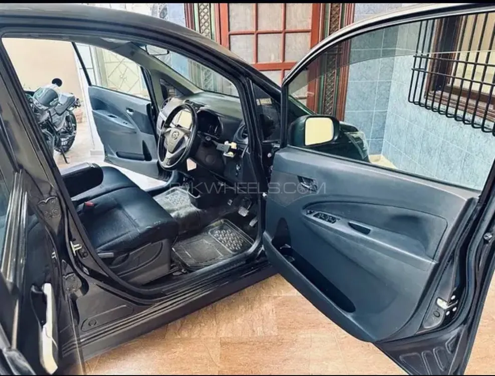 Daihatsu Move 2013 for Sale in Karachi Image-1