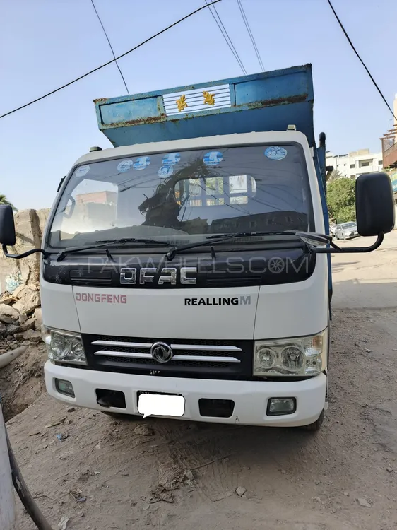 Dongfeng Box 2018 for Sale in Karachi Image-1
