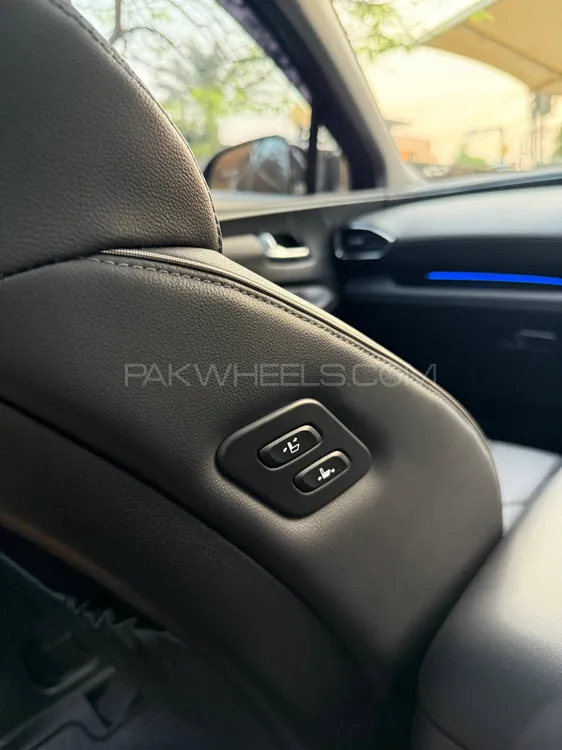 ہنڈائی سانٹا فی 2025 for Sale in لاہور ہنڈائی سانٹا فی 2025 for Sale in لاہور Image-9