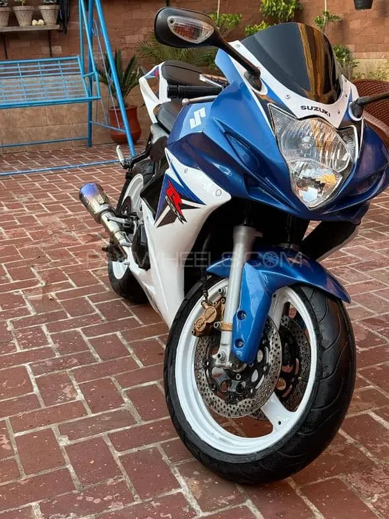 Suzuki GSX-R400 1999 for Sale Image-1
