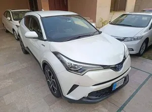 Toyota C-HR G-LED 2017 for Sale