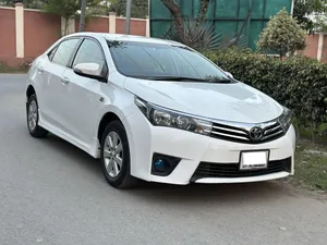 Toyota Corolla Altis CVT-i 1.8 2015 for Sale