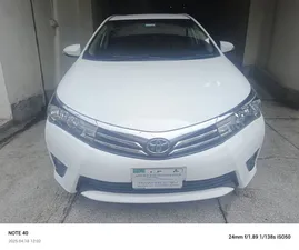 Toyota Corolla Altis Grande CVT-i 1.8 2014 for Sale