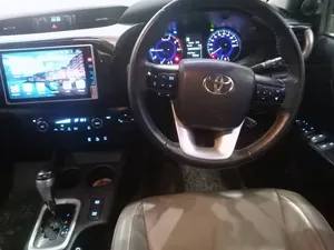 Toyota Hilux Revo V Automatic 2.8 2021 for Sale