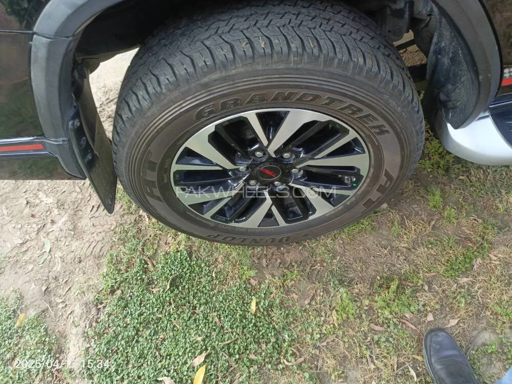 Toyota Fortuner 2021 for Sale in Lahore Toyota Fortuner 2021 for Sale in Lahore Image-12