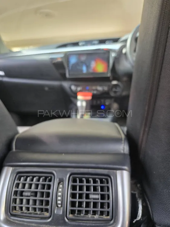 Toyota Hilux 2022 for Sale in Bahawalpur Toyota Hilux 2022 for Sale in Bahawalpur Image-5