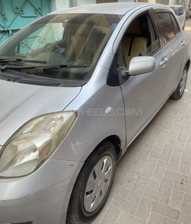 Toyota Vitz 2006 for Sale in Hyderabad Image-1