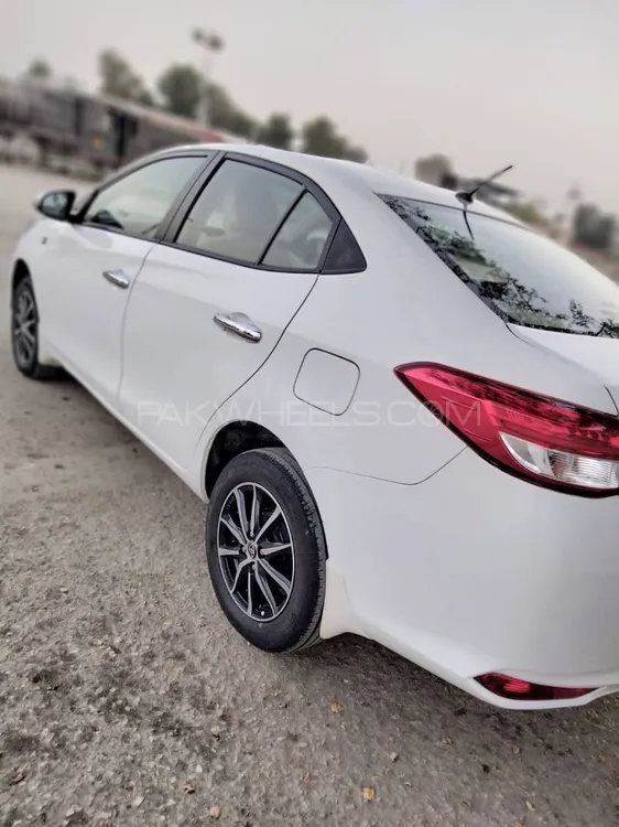 Toyota Yaris Sedan 2022 for Sale in Sukkur Image-1