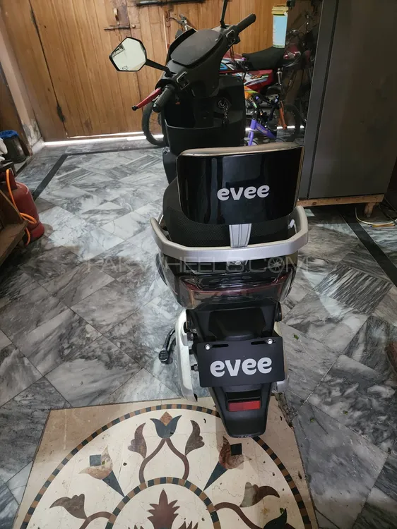 Evee Gen-Z 2024 for Sale Image-1