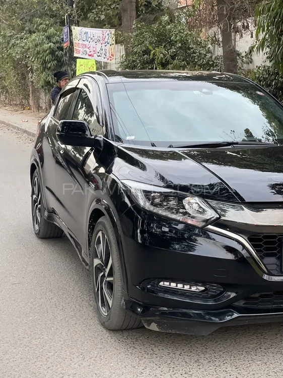 Honda Vezel 2016 for Sale in Lahore Image-1