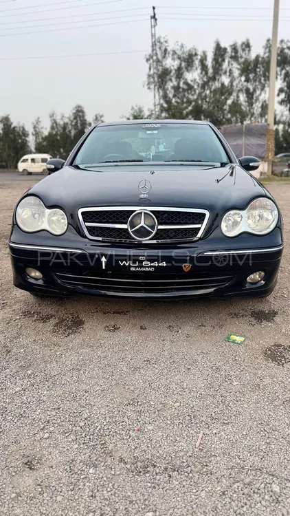Mercedes Benz C Class 2006 for Sale in Islamabad Image-1
