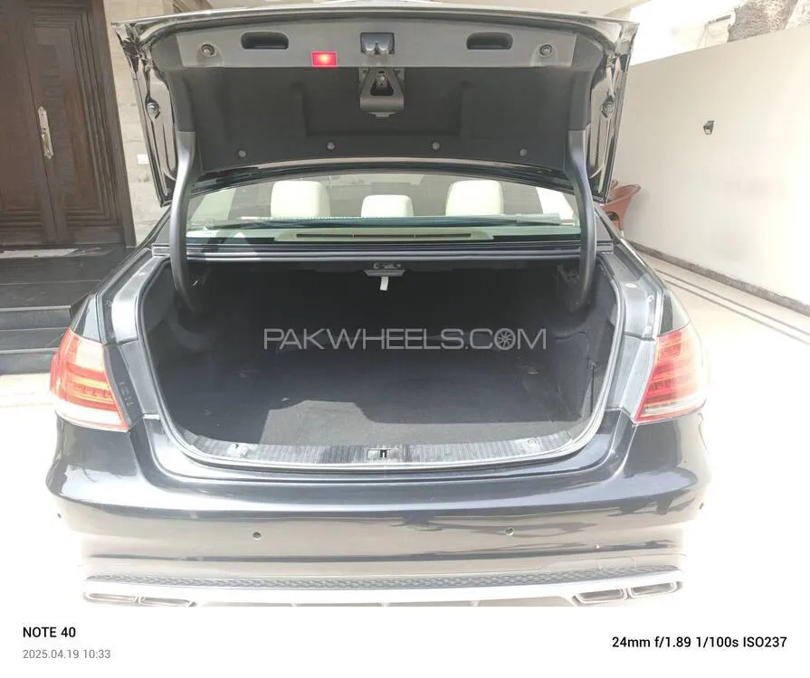 مرسڈیز بینز ای کلاس 2010 for Sale in لاہور مرسڈیز بینز ای کلاس 2010 for Sale in لاہور Image-7