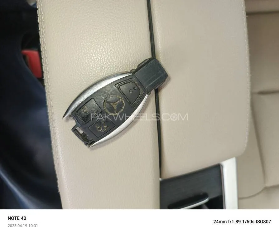 مرسڈیز بینز ای کلاس 2010 for Sale in لاہور مرسڈیز بینز ای کلاس 2010 for Sale in لاہور Image-12