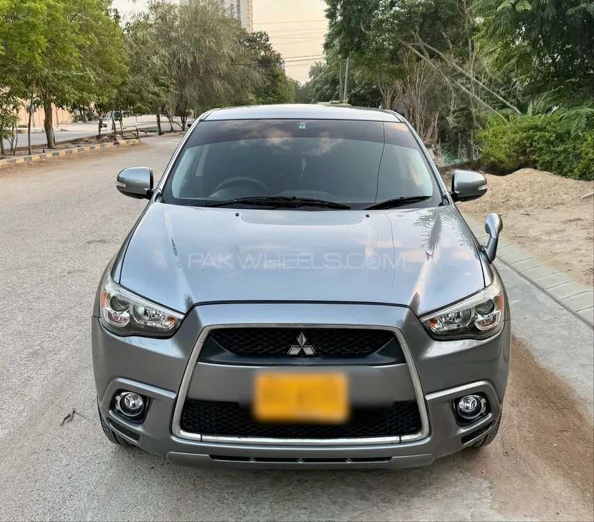 مٹسوبیشی آر وی آر 2012 for Sale in کراچی Image-1