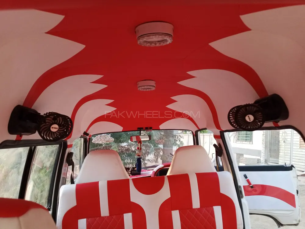 Suzuki Bolan 2018 for Sale in Karachi Image-1