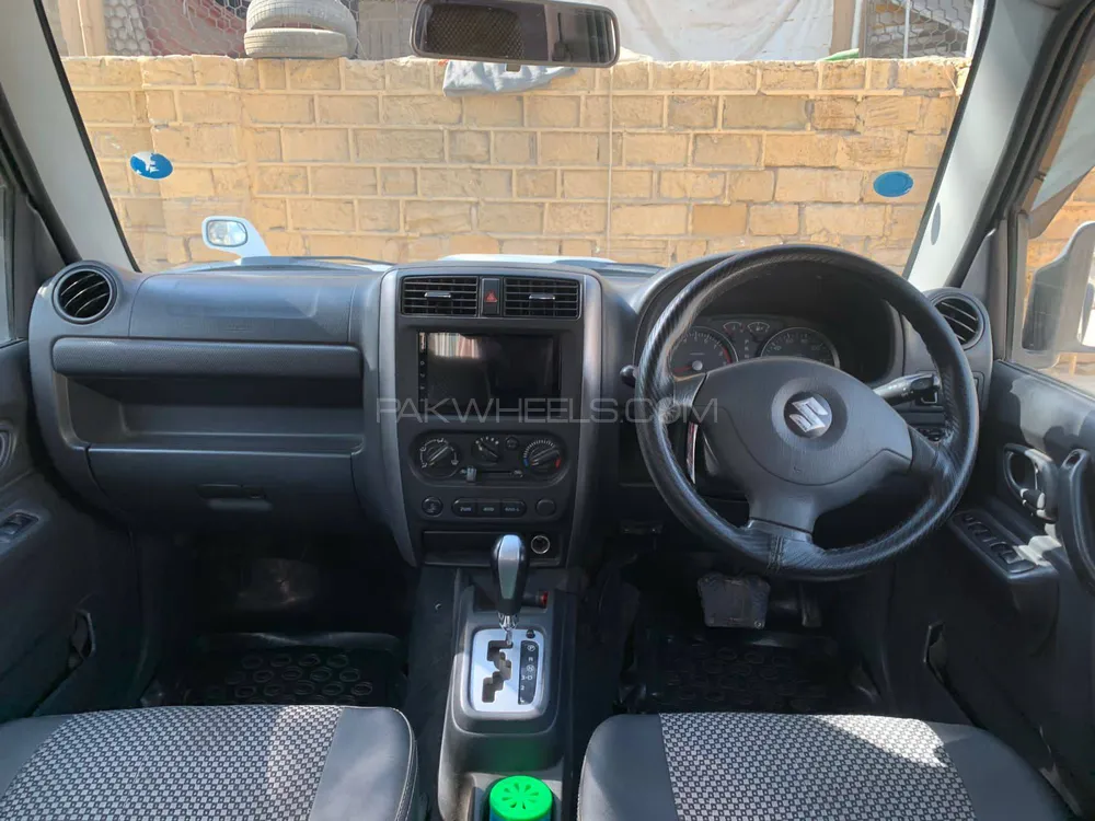 Suzuki Jimny 2013 for Sale in Karachi Image-1