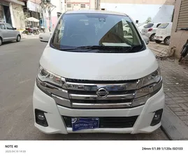 Nissan Dayz Highway Star X 2018 for Sale