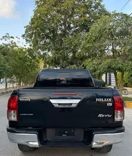 Toyota Hilux Revo V Automatic 3.0  2017 for Sale