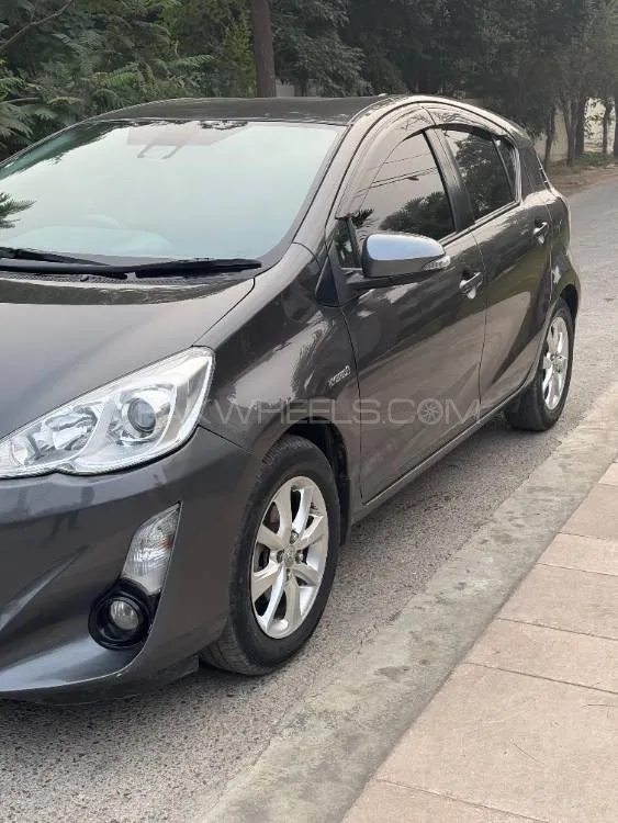 Toyota Aqua 2016 for Sale in Peshawar Image-1