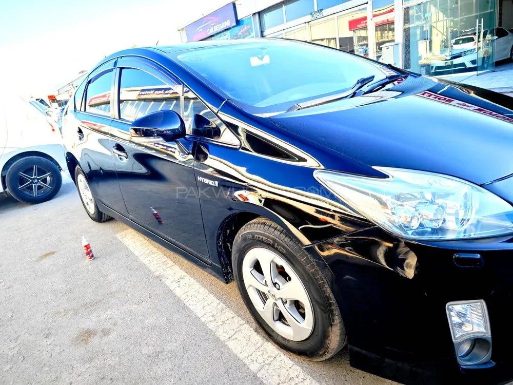 Toyota Prius 2011 for Sale in Quetta Image-1