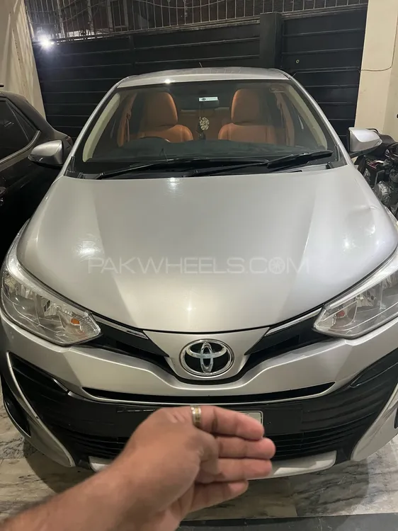 Toyota Yaris Sedan 2020 for Sale in Lahore Image-1