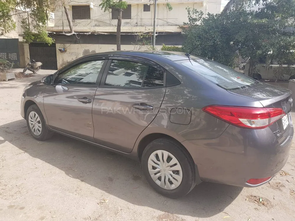 Toyota Yaris Sedan 2022 for Sale in Karachi Image-1