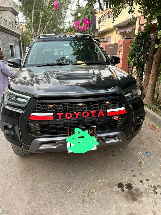 Toyota Hilux 2008 for Sale in Lahore Image-1