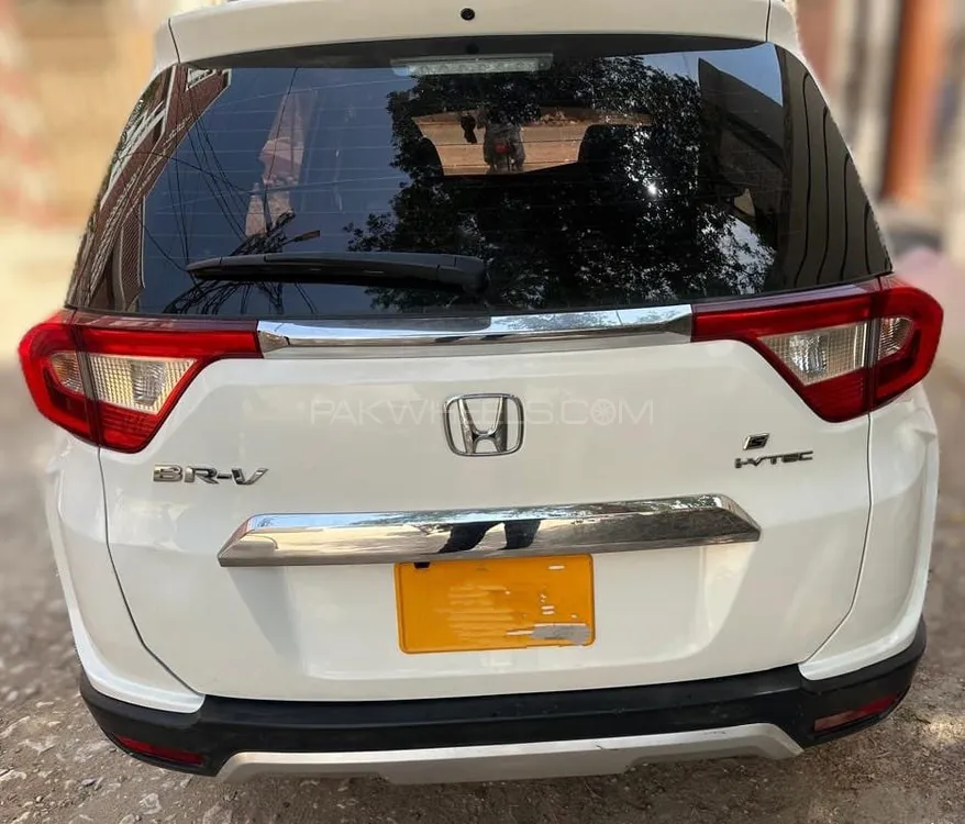 Honda BR-V 2017 for Sale in Hyderabad Image-1
