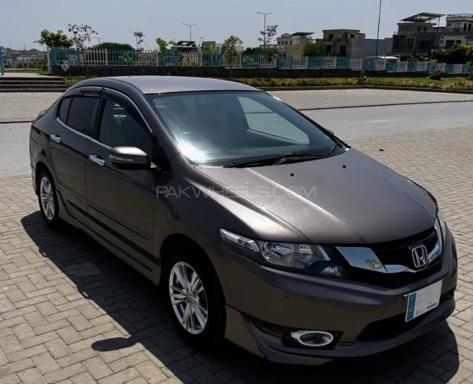 Honda City 2017 for Sale in Islamabad Image-1