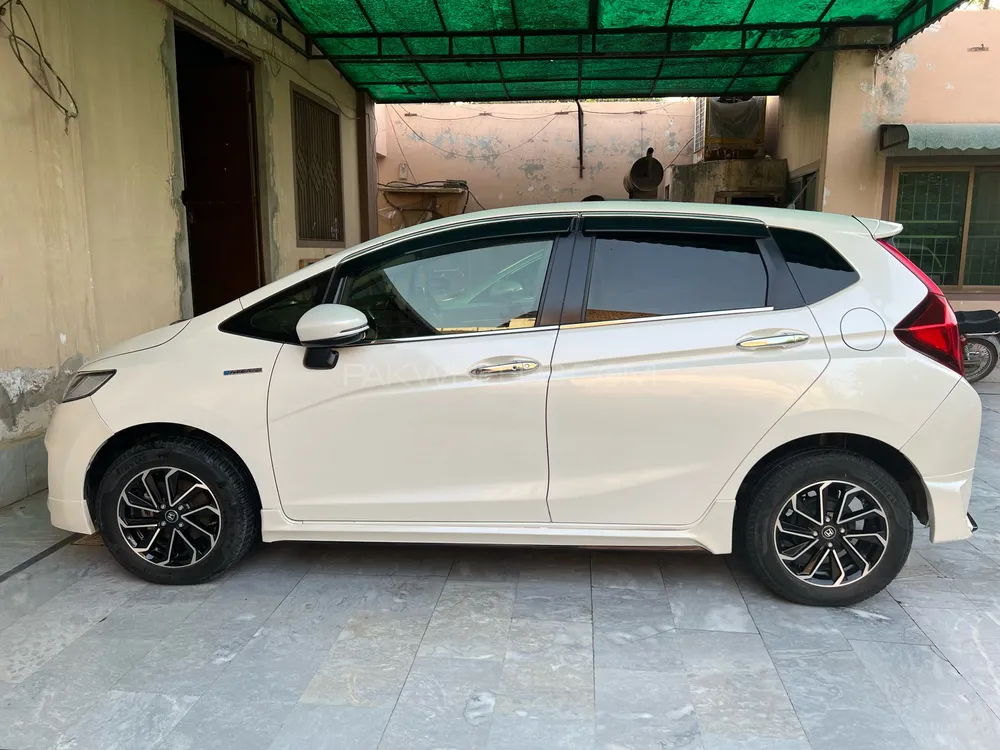 Honda Fit 2017 for Sale in Sargodha Image-1