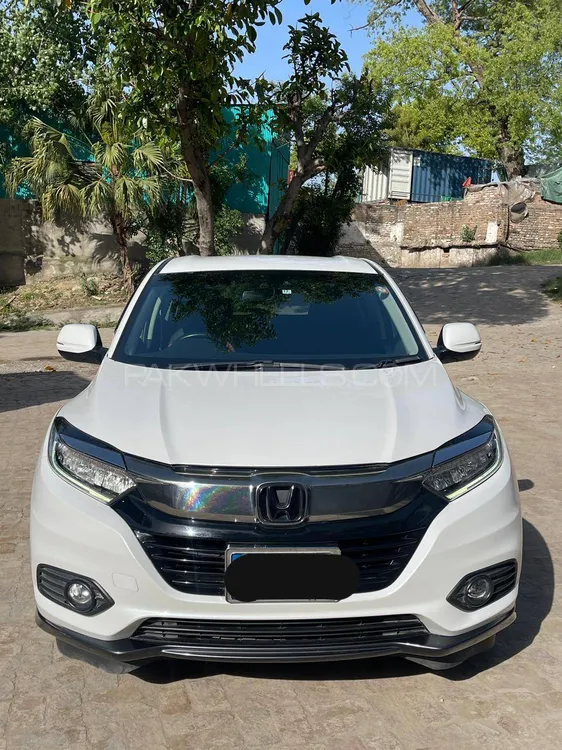 Honda Vezel 2018 for Sale in Islamabad Image-1
