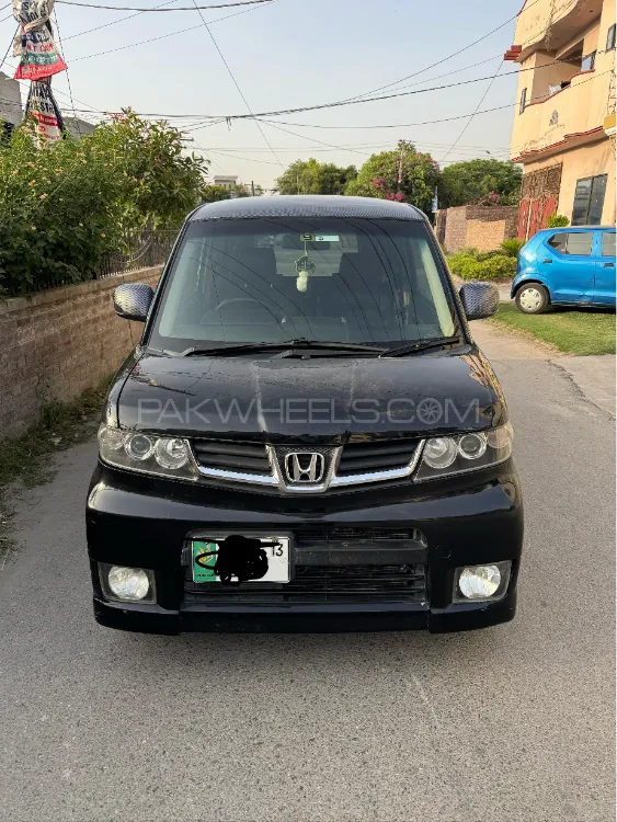 Honda Zest 2013 for Sale in Lahore Image-1