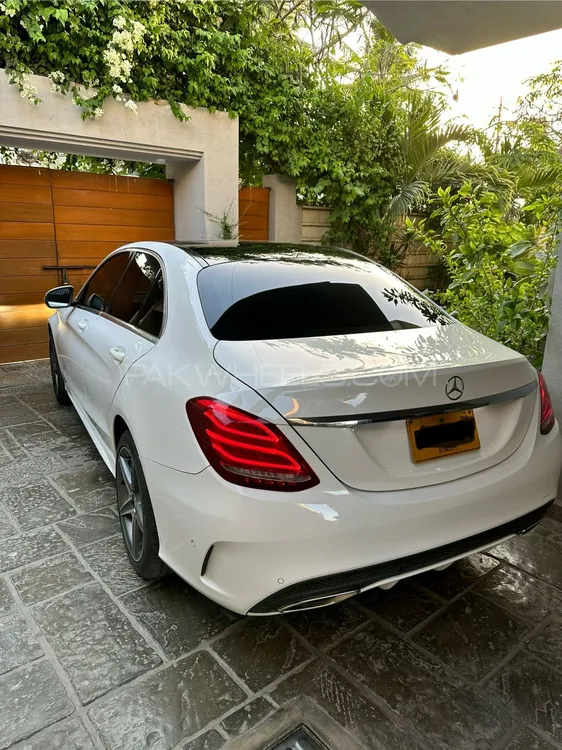 Mercedes Benz C Class Coupe 2016 for Sale in Karachi Image-1