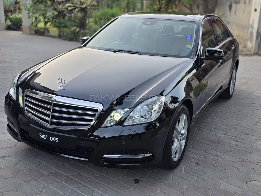Mercedes Benz E Class 2013 for Sale in Lahore Image-1